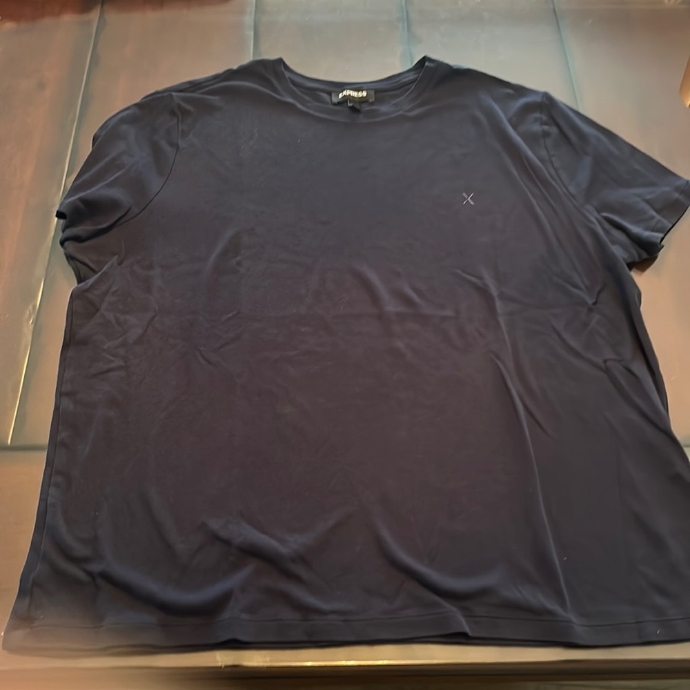 Men’s express crew neck essential tee